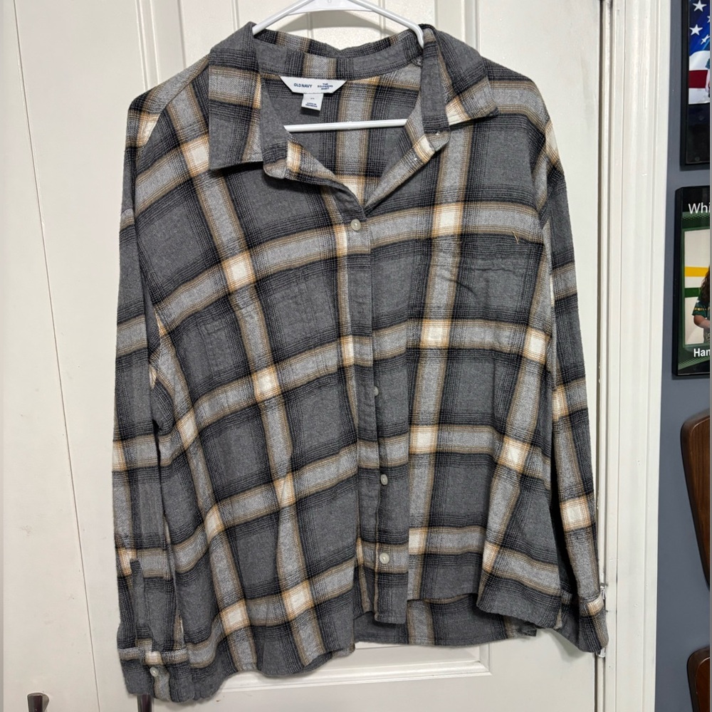 Old Navy Boyfriend Cut Flannel